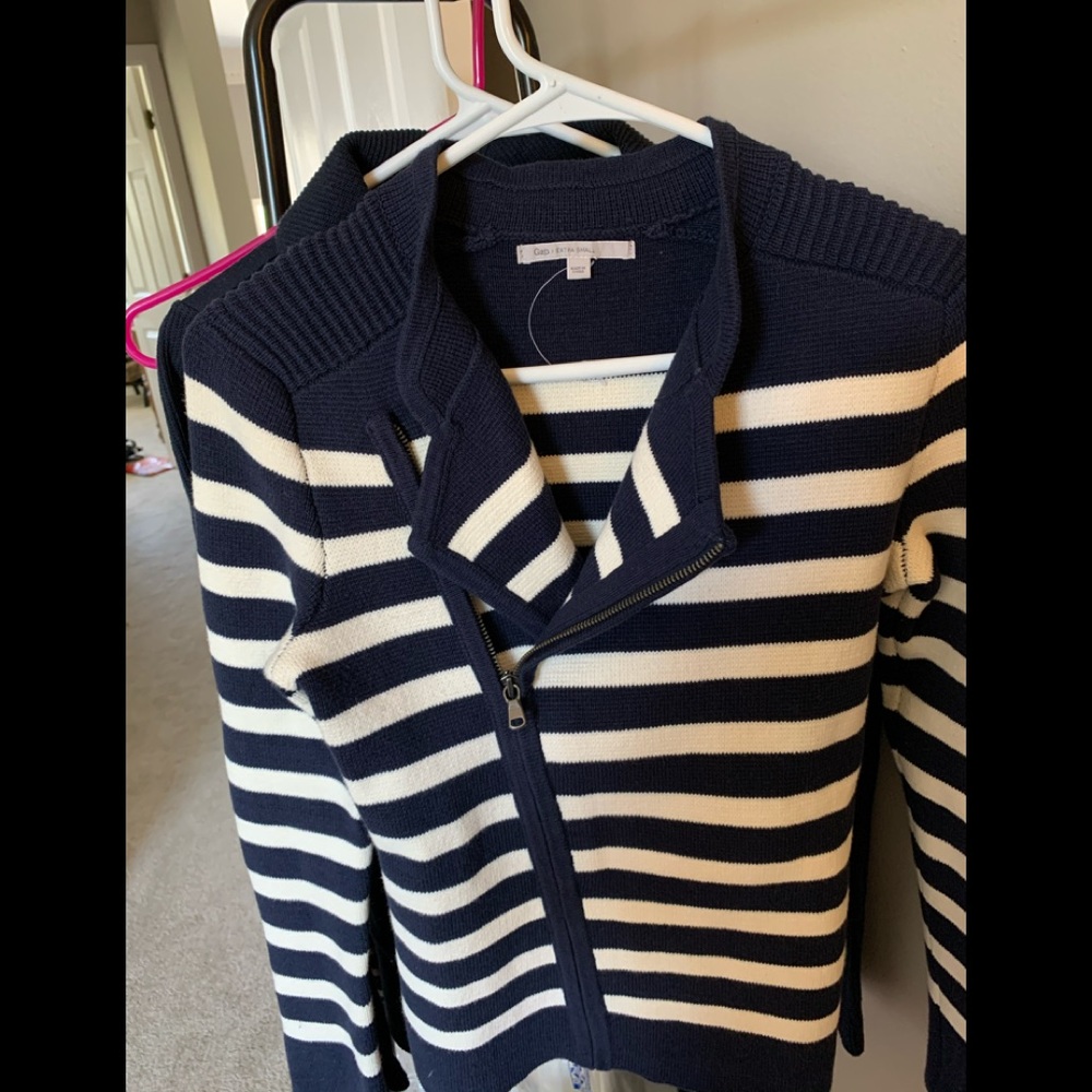 Gap zip jacket